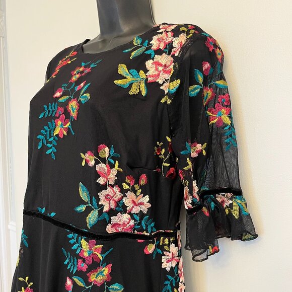 Kiyonna Wedding Guest Wildflower Embroidered Cocktail Dress, Size OX (10-12) - Picture 4 of 14